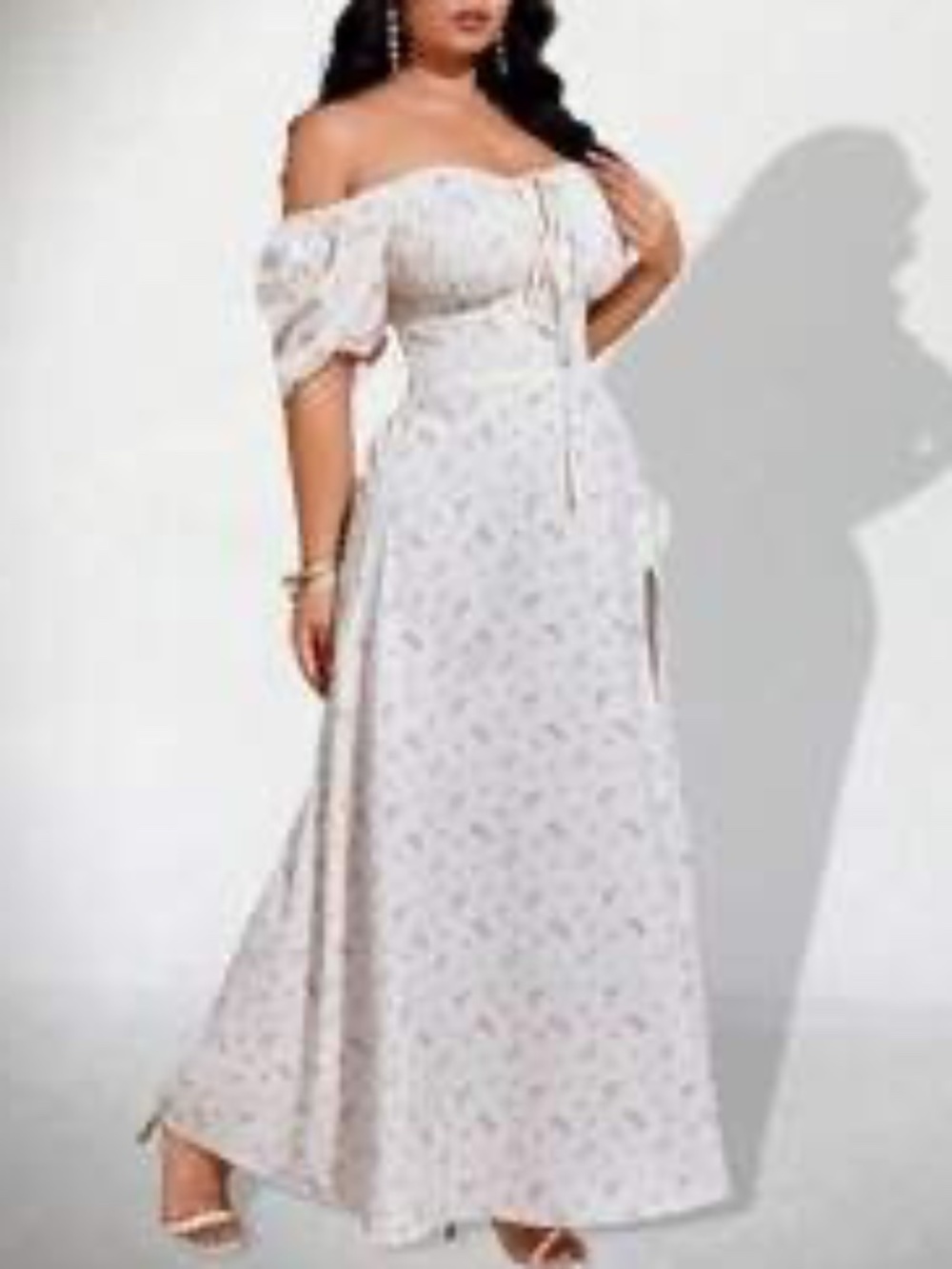 Plus Size Women's Ditsy Floral Slit Casual Dress